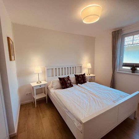 Ferienwohnung Art In Born Bagian luar foto