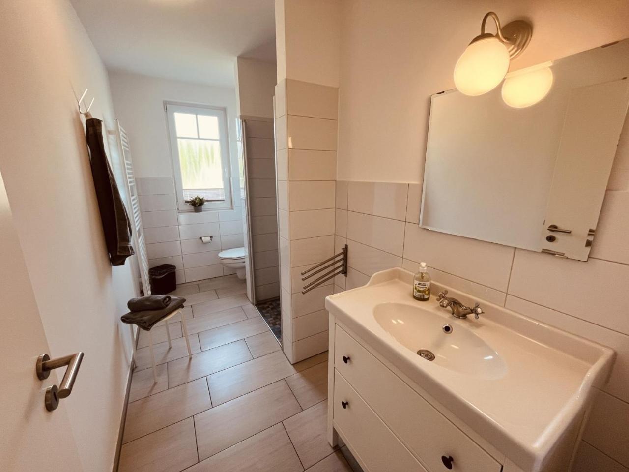Ferienwohnung Art In Born Bagian luar foto